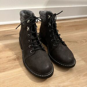 MIA AMORE LACE UP ANKLE BOOTS SIZE 11